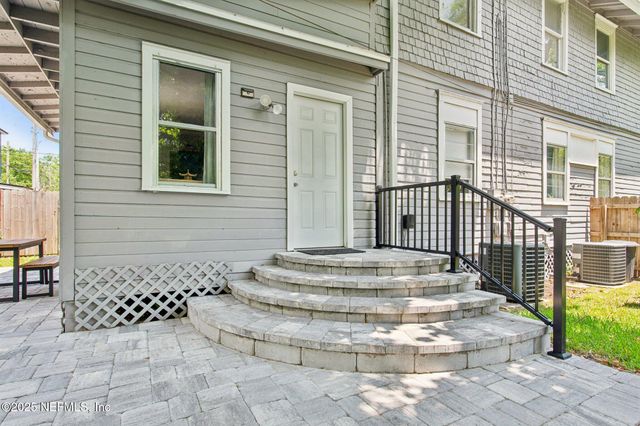 2743 COLLEGE Street, Jacksonville, FL 32205