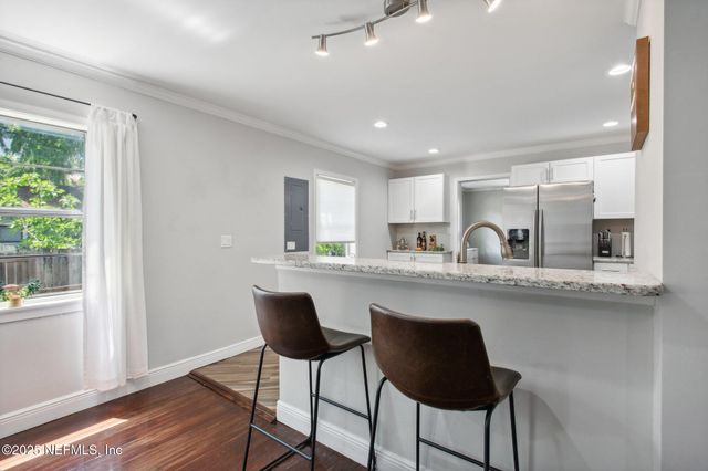 2743 COLLEGE Street, Jacksonville, FL 32205