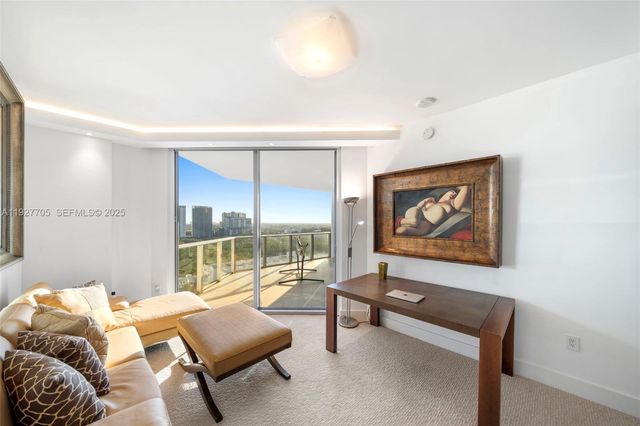 17301 Biscayne Blvd 1803, North Miami Beach, FL 33160