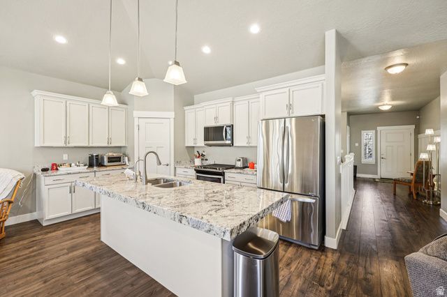 11737 S NIGEL PEAK LN, Draper, UT 84020