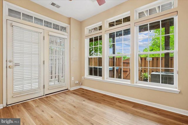 15042 DANEHURST CIR, Gainesville, VA 20155