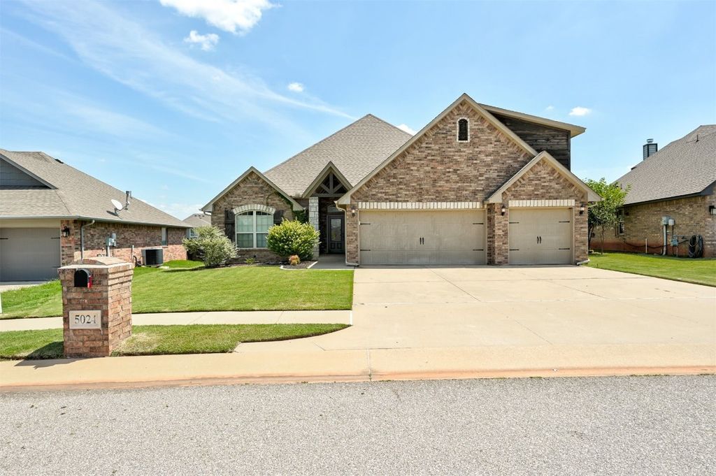 5024 Wister Lane, Edmond, OK 73025