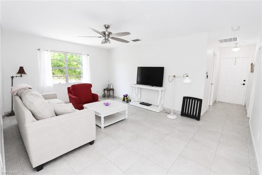 2800/2802 Hawalaska ST, LEHIGH ACRES, FL 33973 — photo 2