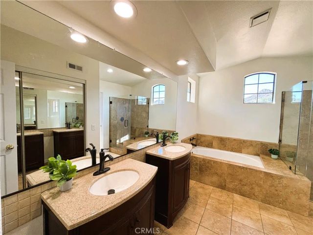 2958 Hampshire, Corona, CA 92879