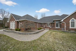 4891 Maceri Circle, Sterling Heights, MI 48314