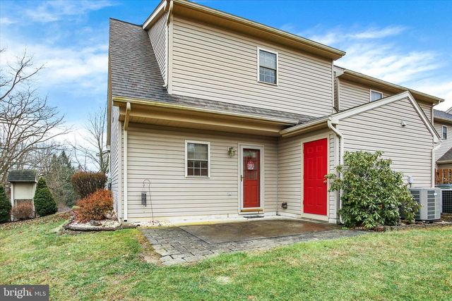 322 WOODLAND VIEW CT, Harrisburg, PA 17110