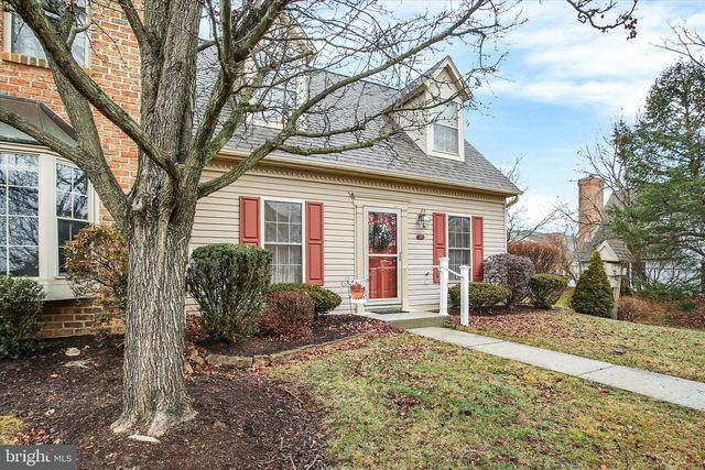 322 WOODLAND VIEW CT, Harrisburg, PA 17110