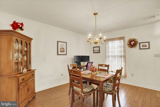 322 WOODLAND VIEW CT, Harrisburg, PA 17110