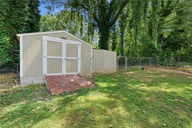 190 Oakland Blvd, Stockbridge, GA 30281