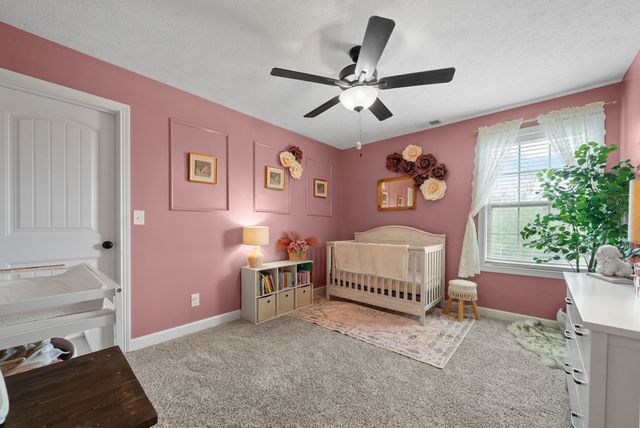 2462 Shadowood Rd, Clarksville, TN 37043