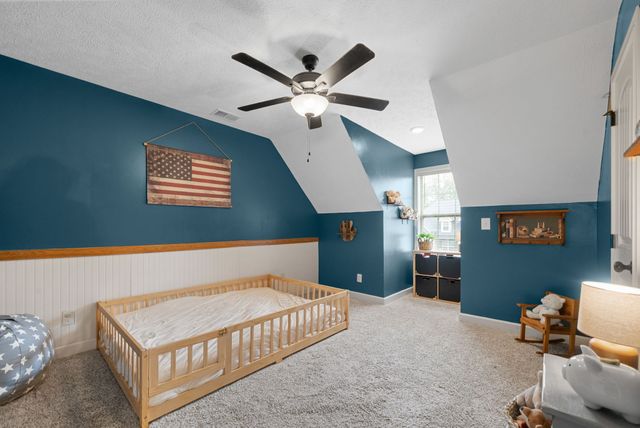 2462 Shadowood Rd, Clarksville, TN 37043