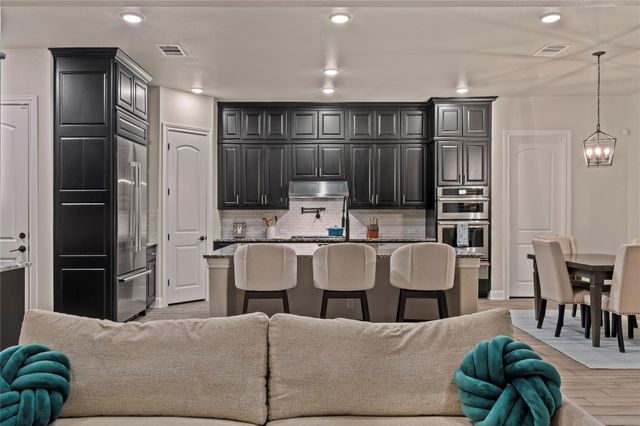 2513 Long Lasso PASS, Leander, TX 78641