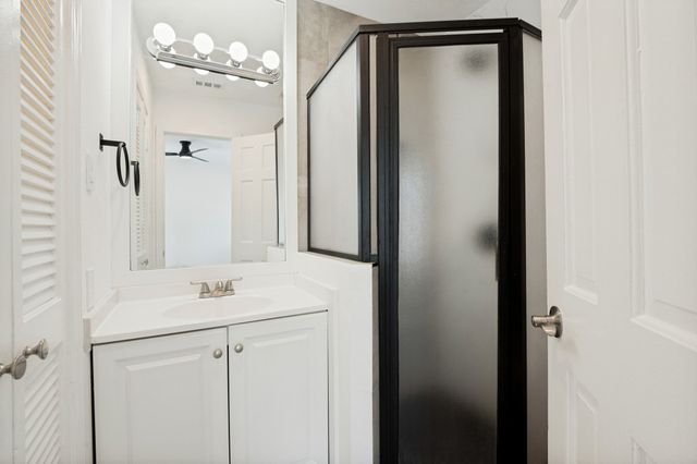 18240 Midway Road 806, Dallas, TX 75287