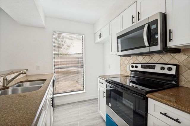 18240 Midway Road 806, Dallas, TX 75287