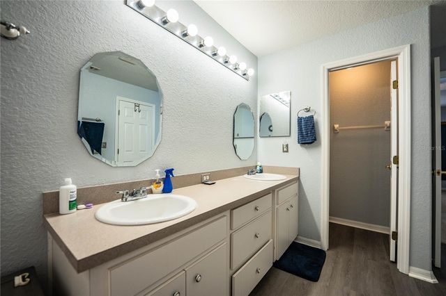 8010 ASHLEY POINTE DRIVE, Lakeland, FL 33810