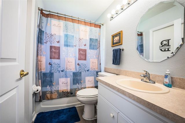 8010 ASHLEY POINTE DRIVE, Lakeland, FL 33810