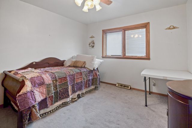 6610 E 3rd Avenue, Gary, IN 46403