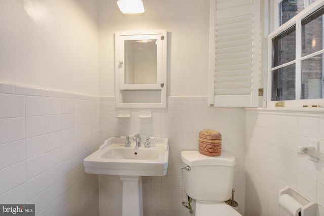 3031 SEDGWICK ST NW #102-E, Washington, DC 20008