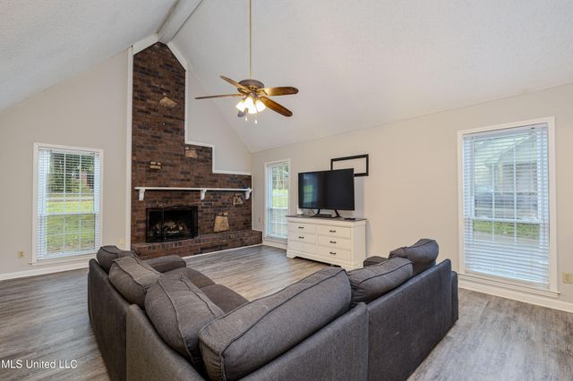 113 Brookside Drive, Senatobia, MS 38668