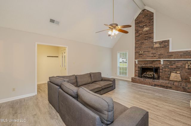 113 Brookside Drive, Senatobia, MS 38668