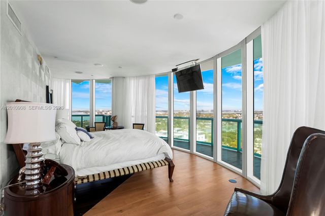 6000 Indian Creek Dr PH25C-3, Miami Beach, FL 33140