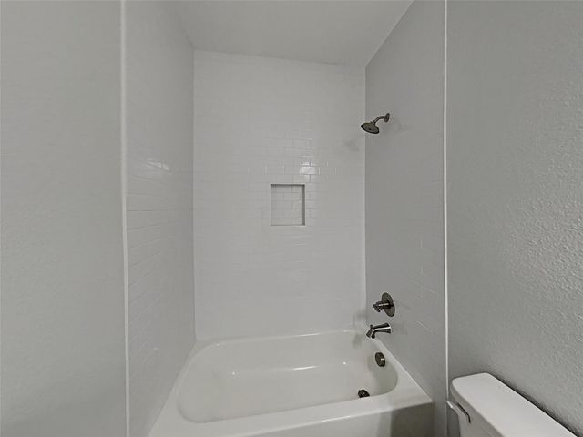 1032 E Leuda Street, Fort Worth, TX 76104