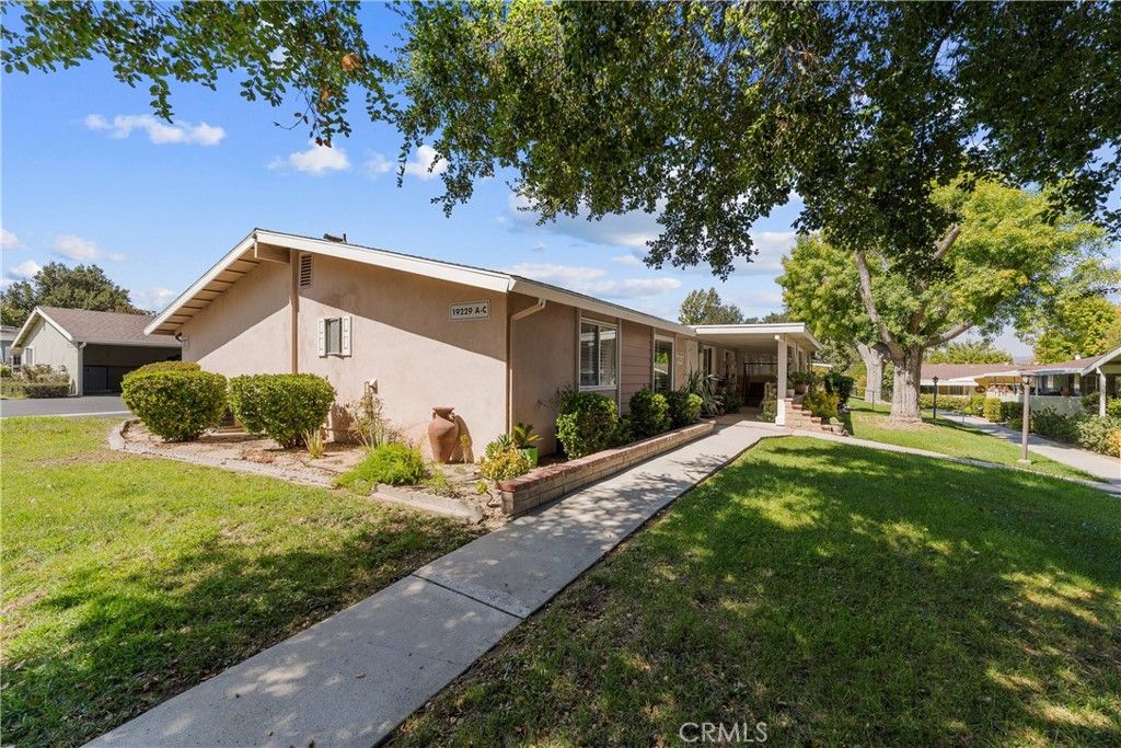19229 Avenue Of The Oaks A, Newhall, CA 91321 — photo 2