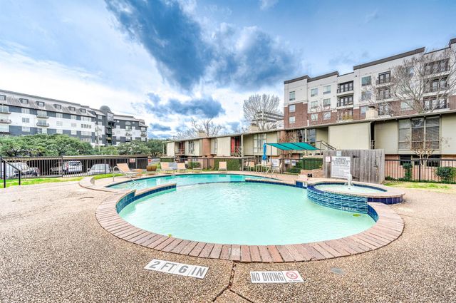 5220 Memorial Drive 5220, Houston, TX 77007