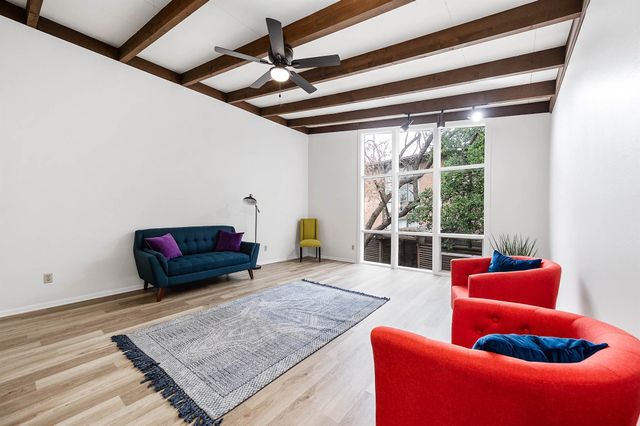 5220 Memorial Drive 5220, Houston, TX 77007