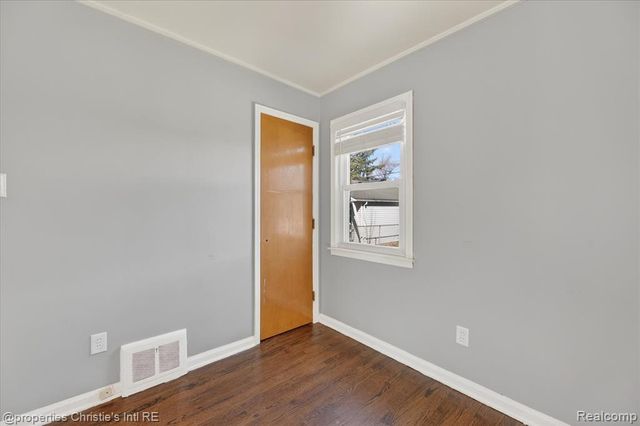 13522 Netherwood Street, Southgate, MI 48195