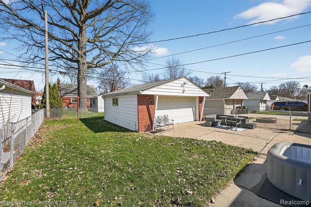 13522 Netherwood Street, Southgate, MI 48195