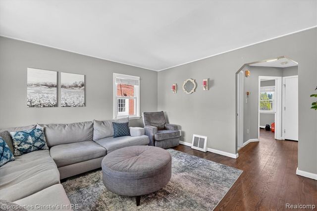 13522 Netherwood Street, Southgate, MI 48195