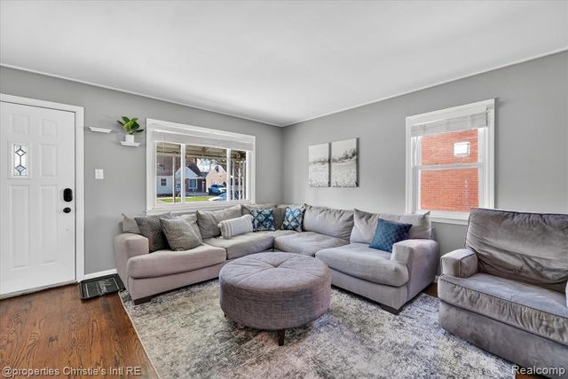 13522 Netherwood Street, Southgate, MI 48195