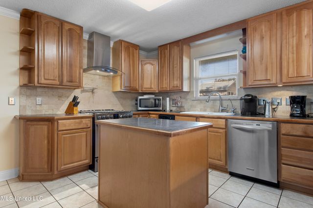 1056 Cherokee Street, Biloxi, MS 39530