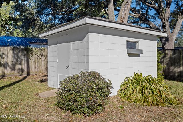 1056 Cherokee Street, Biloxi, MS 39530