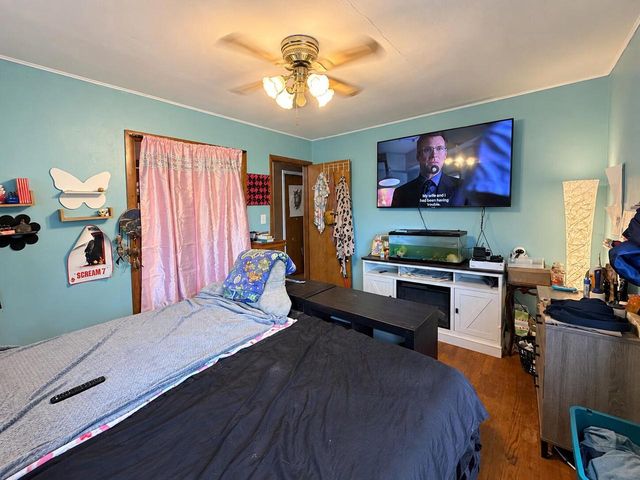 523 E Schowalter STREET, Saukville, WI 53080