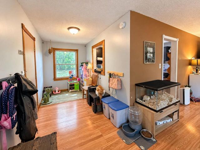 523 E Schowalter STREET, Saukville, WI 53080