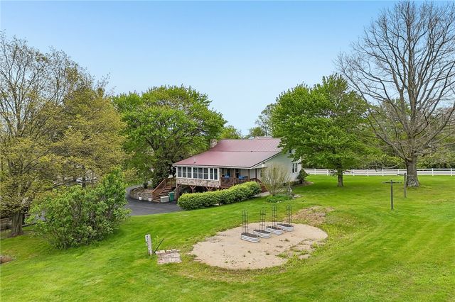 1634 Perry Highway, Portersville Boro, PA 16051
