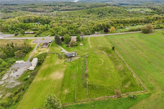 1634 Perry Highway, Portersville Boro, PA 16051