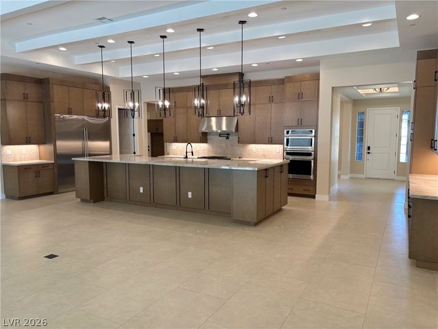 7235 Golden Rock Court, Las Vegas, NV 89131