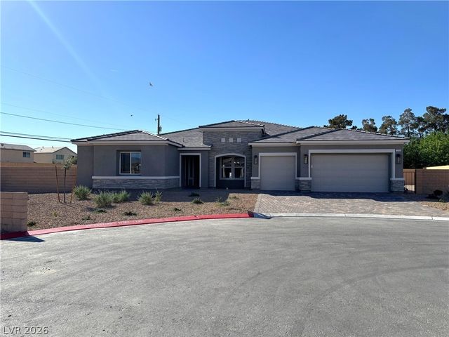 7235 Golden Rock Court, Las Vegas, NV 89131
