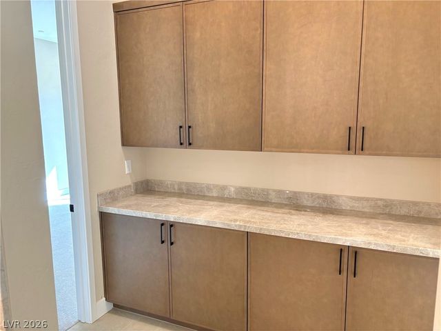 7235 Golden Rock Court, Las Vegas, NV 89131