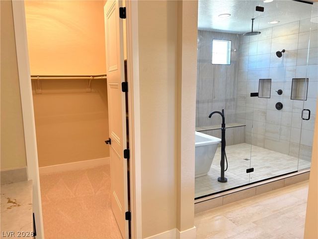 7235 Golden Rock Court, Las Vegas, NV 89131
