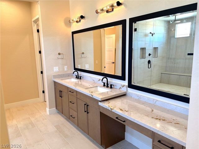 7235 Golden Rock Court, Las Vegas, NV 89131