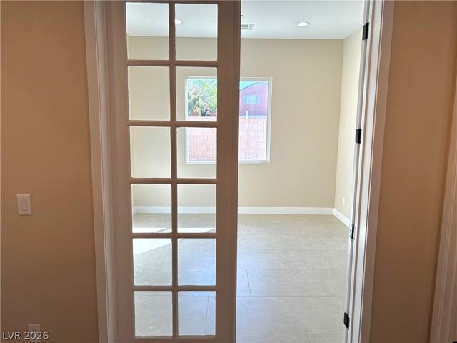 7235 Golden Rock Court, Las Vegas, NV 89131