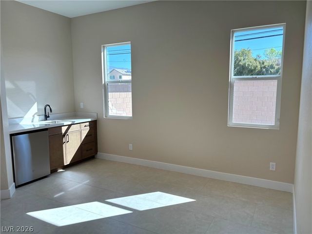 7235 Golden Rock Court, Las Vegas, NV 89131
