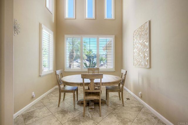 2471 Canyon Creek Road, Escondido, CA 92025