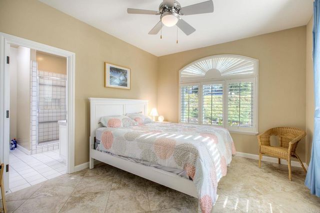 2471 Canyon Creek Road, Escondido, CA 92025