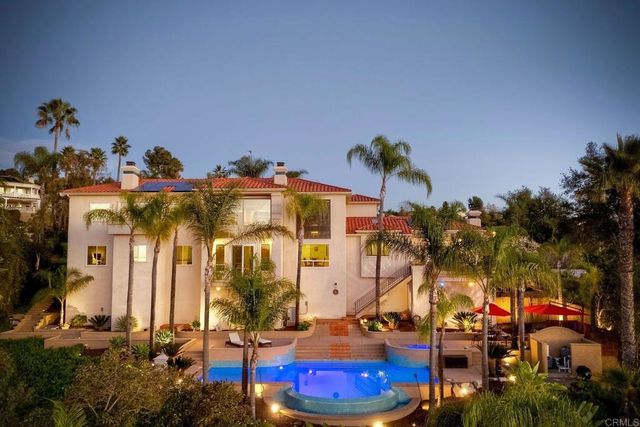 2471 Canyon Creek Road, Escondido, CA 92025