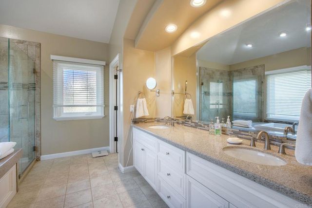 2471 Canyon Creek Road, Escondido, CA 92025